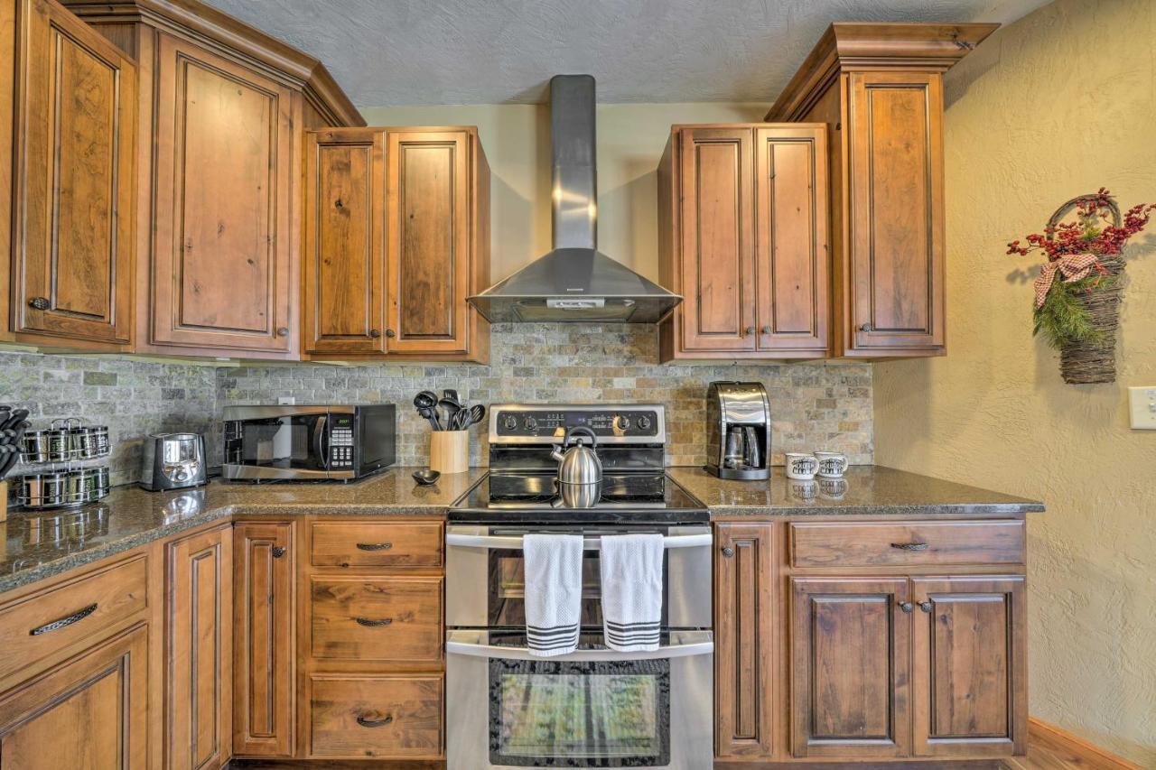 Idyllic Somerset Condo Ski, Hike And Relax! Champion ภายนอก รูปภาพ